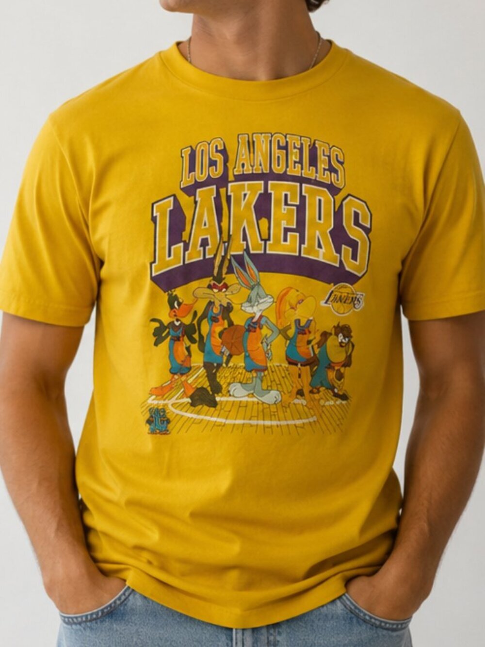 NBA Space Jam Yellow Graphic T-Shirt LA Lakers Vintage Style Tee Size XL